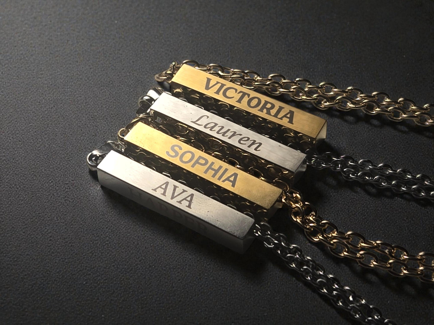 Personalized Sisters Bar Necklace, Custom Silver / Gold Pendant Necklace Chain, Meaningful Jewelry For Sister