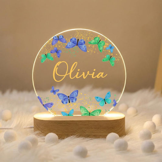 Personalized acrylic night light with butterfly wreath, custom name LED lamp, wooden base, nursery decor, girls room, baby shower gift