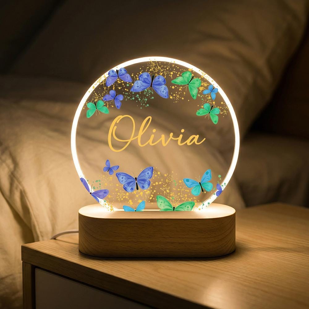 Personalized acrylic night light with butterfly wreath, custom name LED lamp, wooden base, nursery decor, girls room, baby shower gift