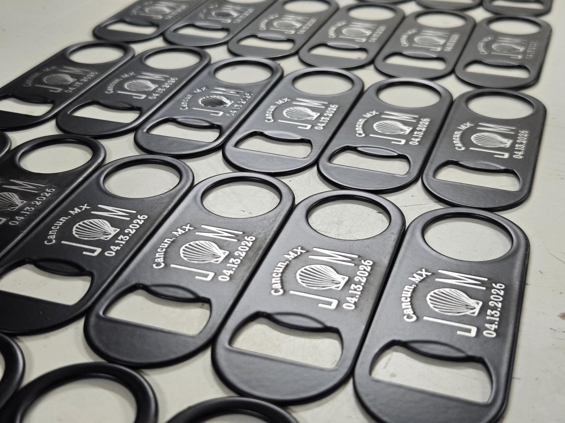Classic Wedding Favor Bottle Opener Keychain, Engraved Mini Keyring Bar Key Speed Popper Gift