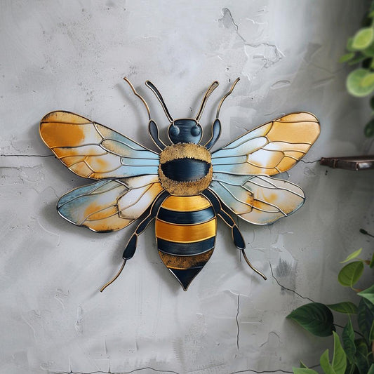 Bee Metal Wall Art, Rustic Garden Insect Decor, Farmhouse Outdoor Hanging
